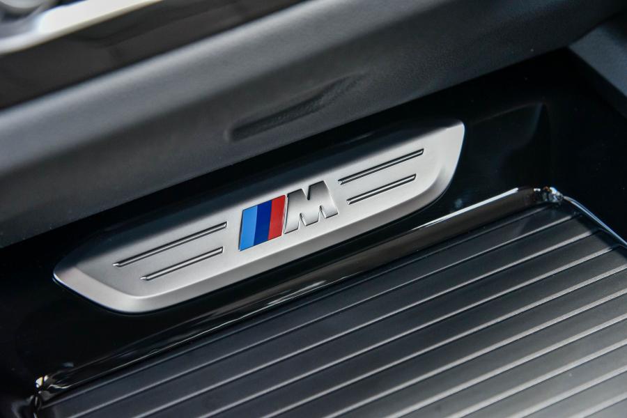 Детали интерьера BMW X3 M40d (G01) 2019 года  (ZA) (фото 3 из 31)